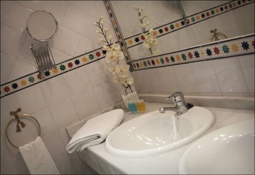 Imagen general del Hotel Basic Puerta De Sevilla. Foto 14