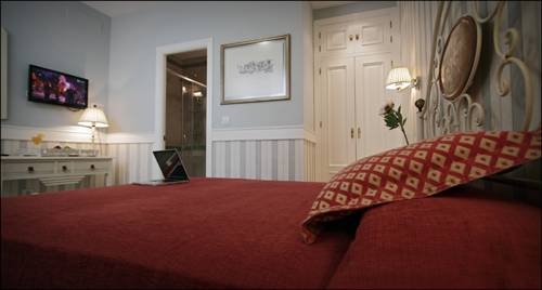 Imagen general del Hotel Basic Puerta De Sevilla. Foto 16