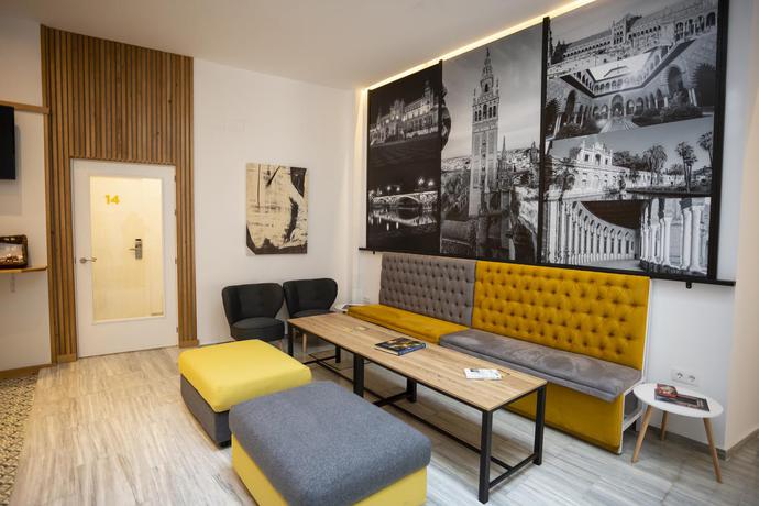 Imagen general del Hotel Basic Sevilla Catedral. Foto 9