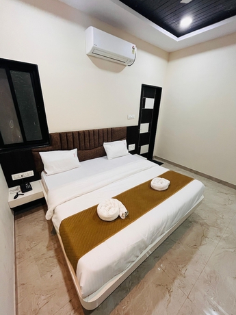 Imagen de la habitación del Hotel Basil Inn. Foto 10