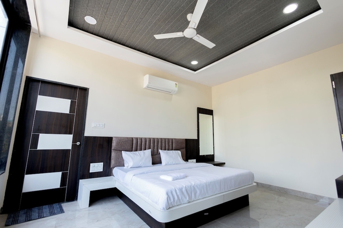 Imagen de la habitación del Hotel Basil Inn. Foto 15