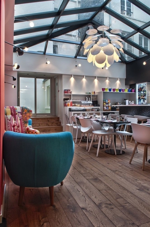 Imagen del bar/restaurante del Hotel Basile. Foto 6