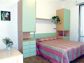 Imagen de la habitación del Hotel Basilea, Bellaria-Igea Marina. Foto 10