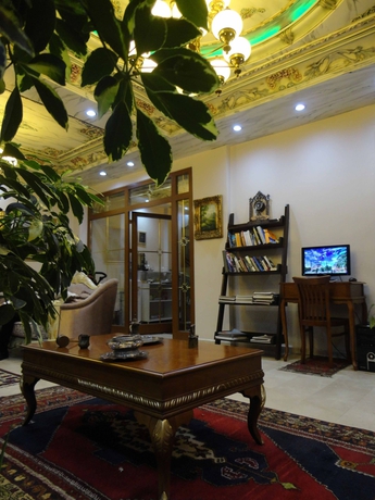 Imagen de los interiores del Hotel Basileus. Foto 4