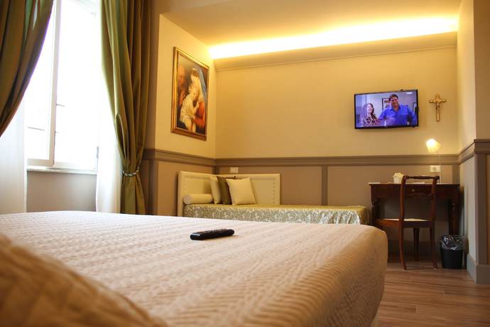 Imagen de la habitación del Hotel Basilica, Roma. Foto 9