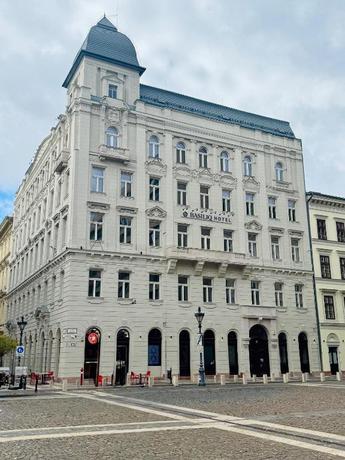 Imagen general del Hotel Basiliq. Foto 9