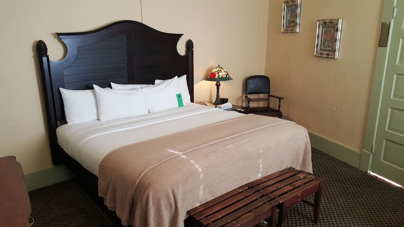 Imagen de la habitación del Hotel Basin Park and Spa. Foto 4