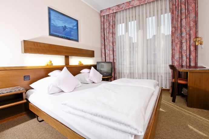 Imagen de la habitación del Hotel Baslertor Summer Pool. Foto 7