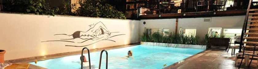 Imagen de la piscina del Hotel Baslertor Summer Pool. Foto 16
