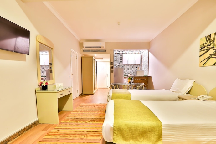Imagen de la habitación del Hotel Basma Executive Club. Foto 4