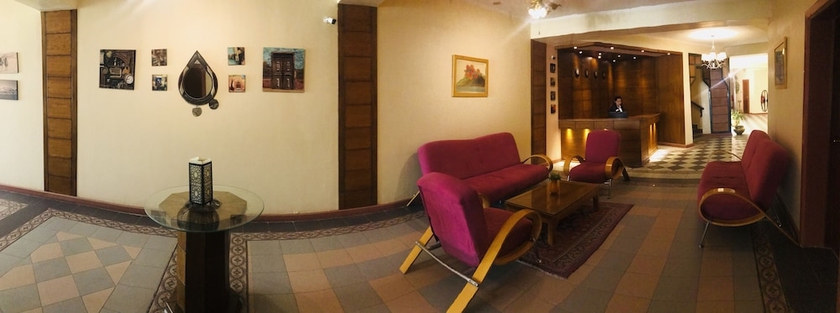 Imagen de los interiores del Hotel Basma Executive Club. Foto 18