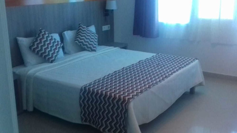 Imagen de la habitación del Hotel Basma Tarifa Beach. Foto 6