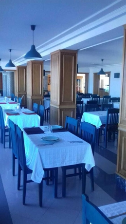 Imagen del bar/restaurante del Hotel Basma Tarifa Beach. Foto 5