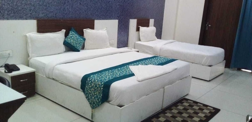 Imagen de la habitación del Hotel Basra - Gurgaon. Foto 4