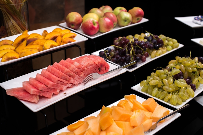 Imagen del bar/restaurante del Hotel Bass Boutique. Foto 2