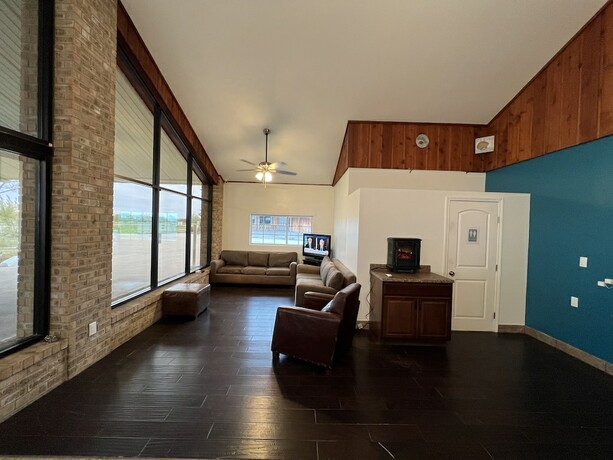 Imagen general del Hotel Bass Inn - Choke Canyon National Park. Foto 14