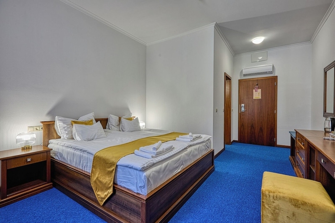 Imagen de la habitación del Hotel Bassiana. Foto 4