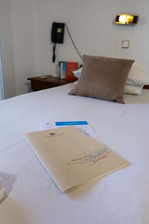 Imagen de la habitación del Hotel Bastas and Studios. Foto 3