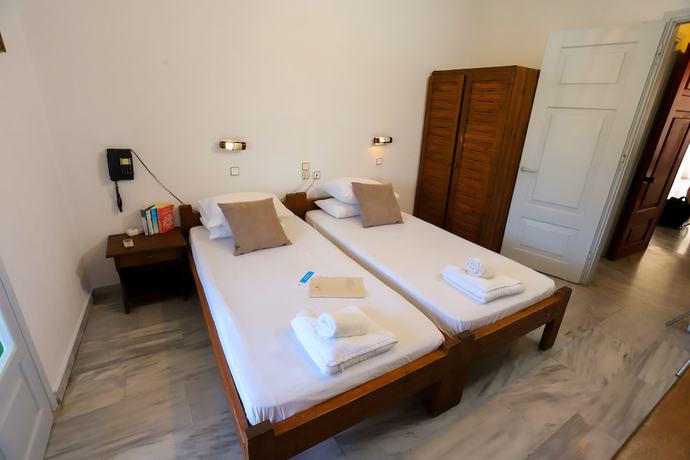 Imagen de la habitación del Hotel Bastas and Studios. Foto 6