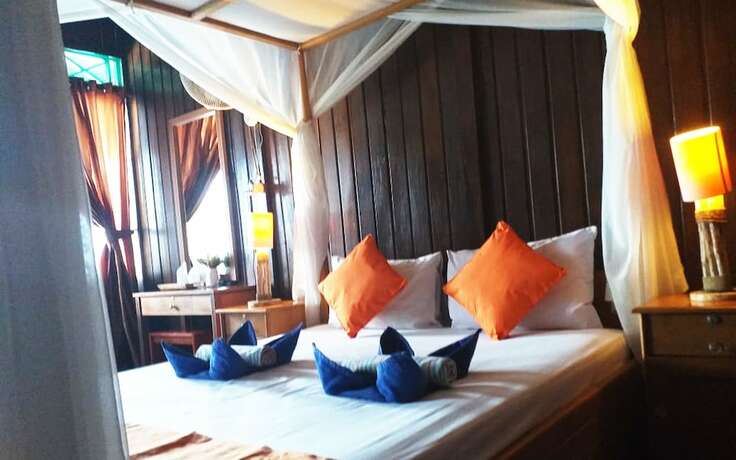 Imagen de la habitación del Hotel Bastianos Lembeh Dive Resort. Foto 28