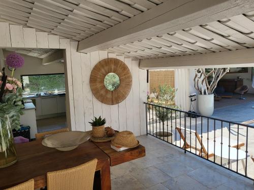Imagen de la habitación del Hotel Bastide De Lourmarin. Foto 20