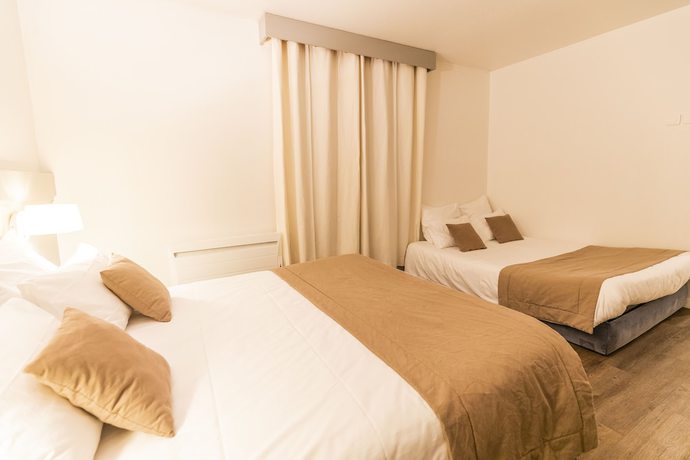 Imagen de la habitación del Hotel Bastide. Foto 17