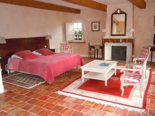 Imagen de la habitación del Hotel Bastide Relais Magdeleine. Foto 8