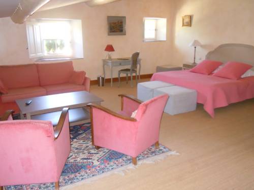 Imagen de la habitación del Hotel Bastide Relais Magdeleine. Foto 9