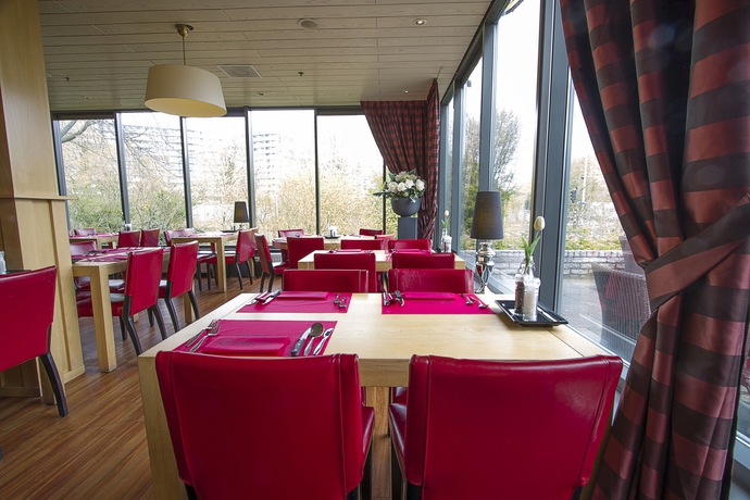Imagen del bar/restaurante del Hotel Bastion Amsterdam Noord. Foto 8
