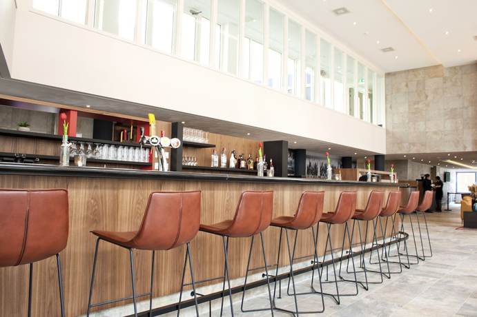 Imagen del bar/restaurante del Hotel Bastion Arnhem. Foto 7