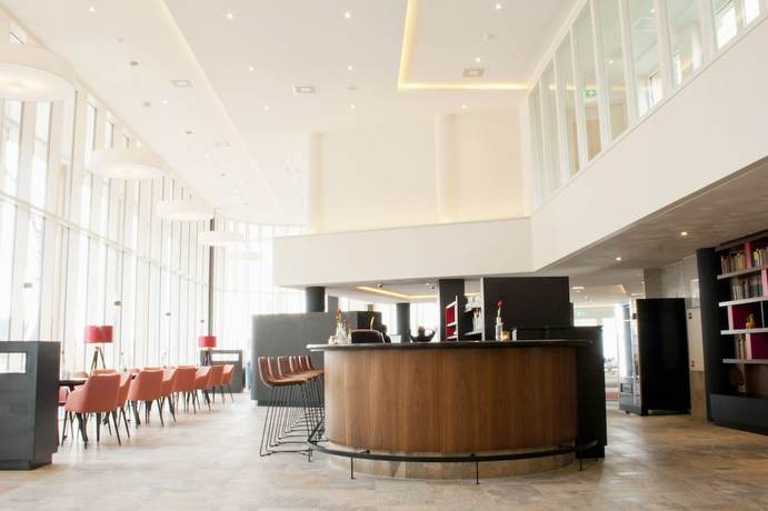 Imagen del bar/restaurante del Hotel Bastion Arnhem. Foto 9