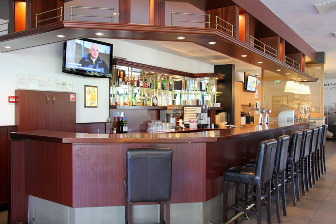 Imagen del bar/restaurante del Hotel Bastion Breda. Foto 4