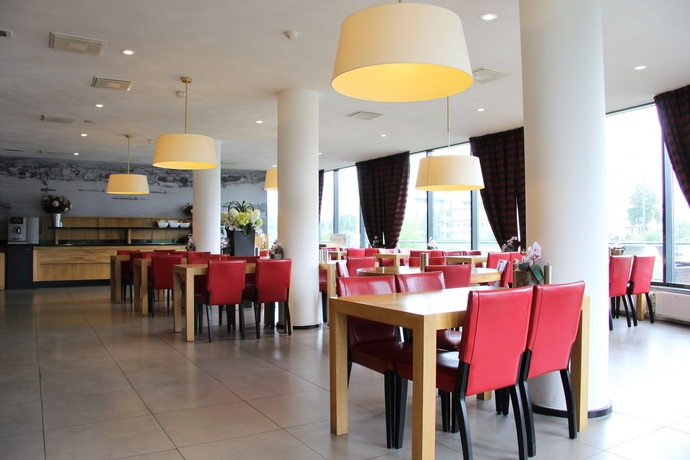 Imagen del bar/restaurante del Hotel Bastion Dordrecht Papendrecht. Foto 3