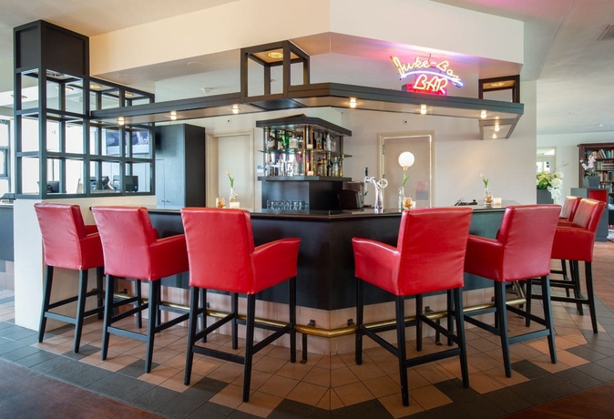 Imagen del bar/restaurante del Hotel Bastion Leiden Oegstgeest. Foto 7