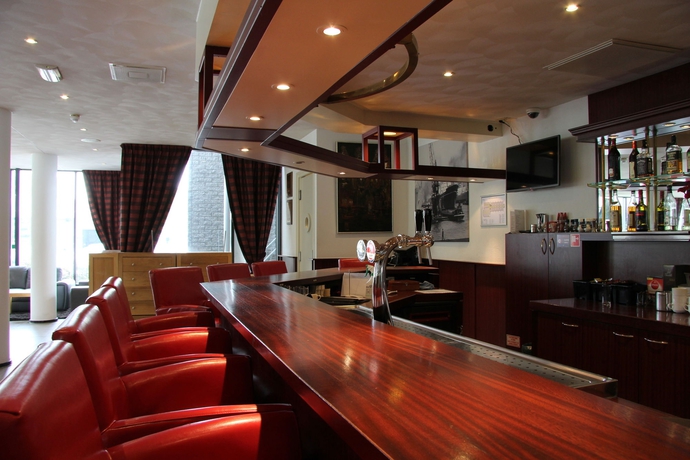 Imagen de los interiores del Hotel Bastion Rotterdam Zuid. Foto 15