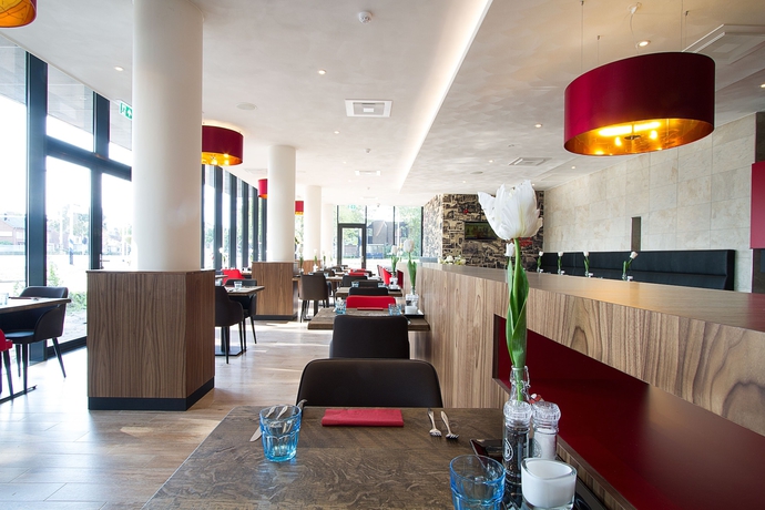 Imagen del bar/restaurante del Hotel Bastion Tilburg. Foto 4