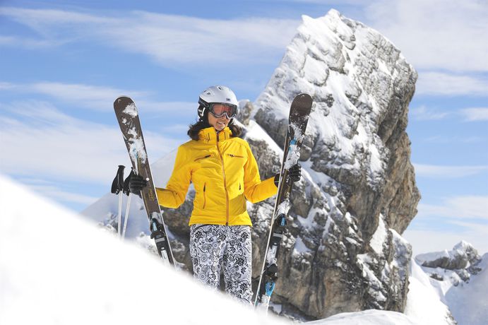 Imagen general del Hotel Basur - Das Schihotel Am Arlberg. Foto 9