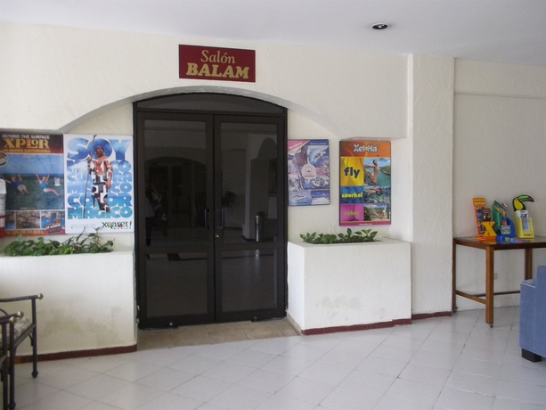 Imagen de los interiores del Hotel Batab. Foto 8