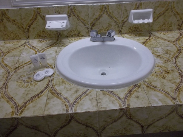 Imagen de la habitación del Hotel Batab. Foto 5