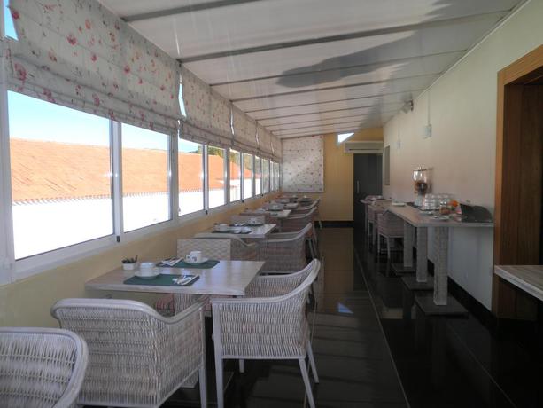 Imagen del bar/restaurante del Hotel Batalha. Foto 6