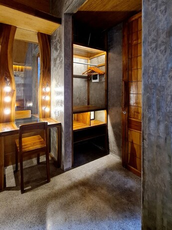 Imagen de la habitación del Hotel Batatu Villa. Foto 25