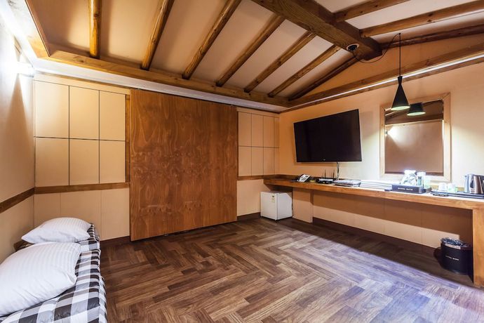 Imagen de la habitación del Hotel Bath. Foto 8