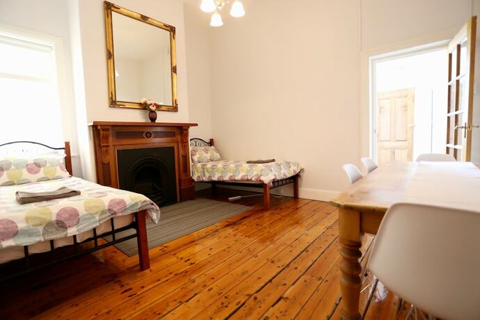 Imagen de la habitación del Hotel Bath Street Cottages. Foto 6