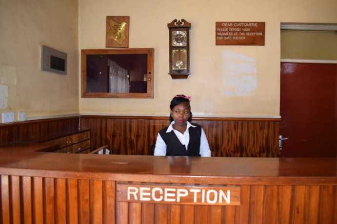 Imagen de los interiores del Hotel Batian Grand Hotel. Foto 20