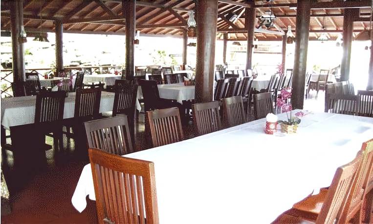 Imagen del bar/restaurante del Hotel Batik Yogyakarta. Foto 3