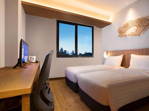Imagen de la habitación del Hotel Batiqa Cirebon. Foto 3