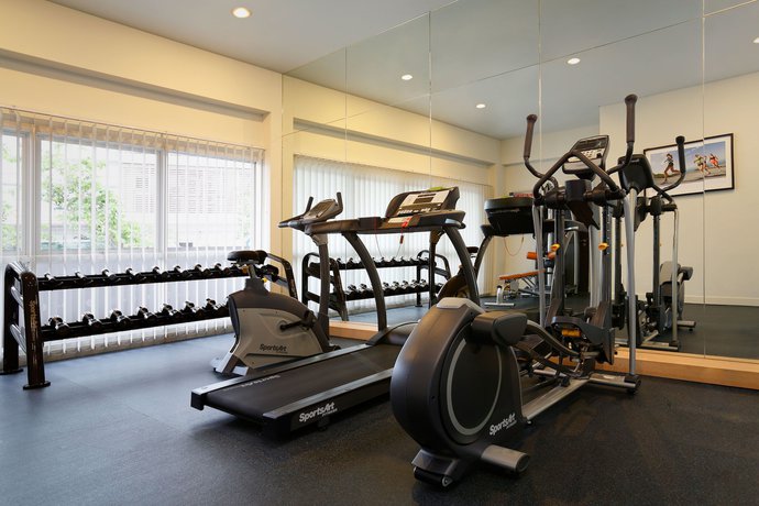 Imagen de los interiores del Hotel Batiqa Hotel and Apartments Karawang. Foto 14