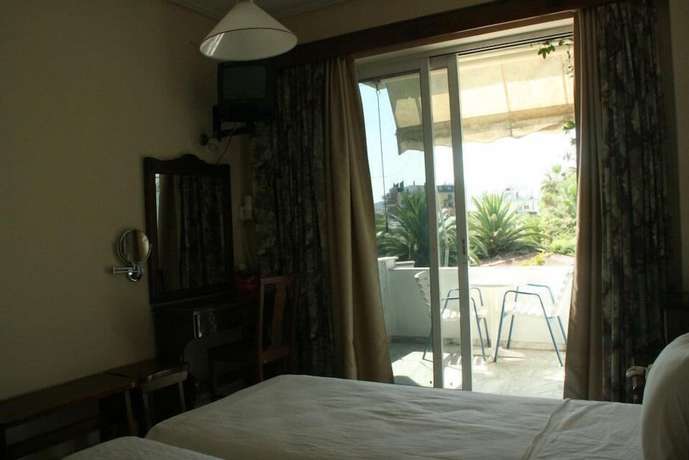 Imagen de la habitación del Hotel Batis. Foto 5