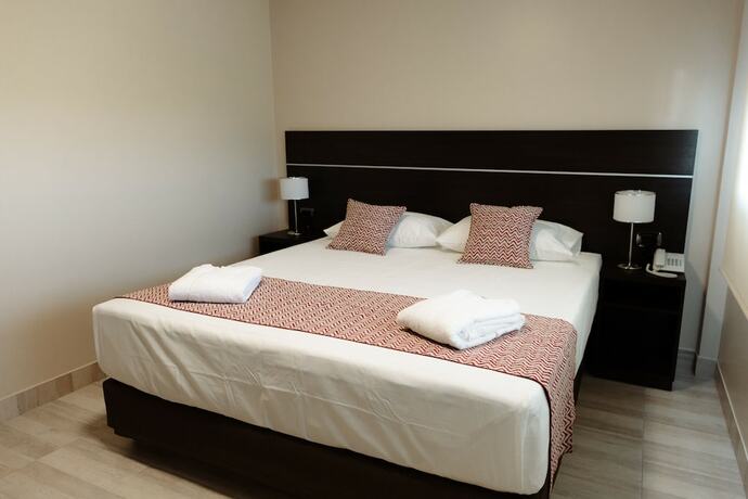 Imagen general del Hotel Batista. Foto 11