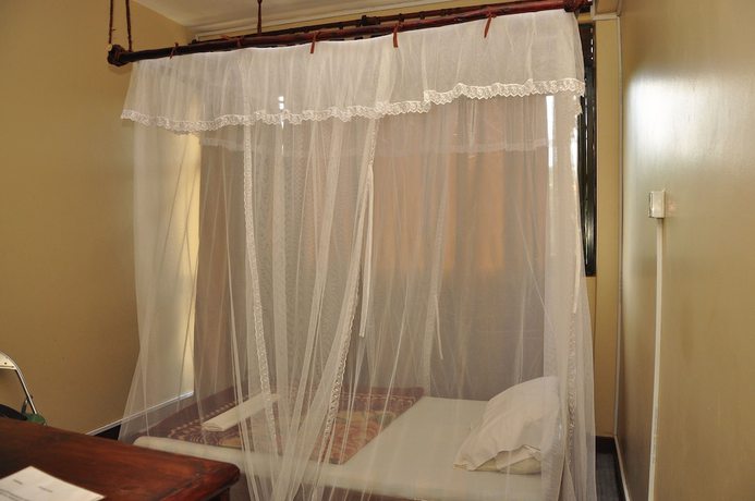 Imagen de la habitación del Hotel Bativa. Foto 13